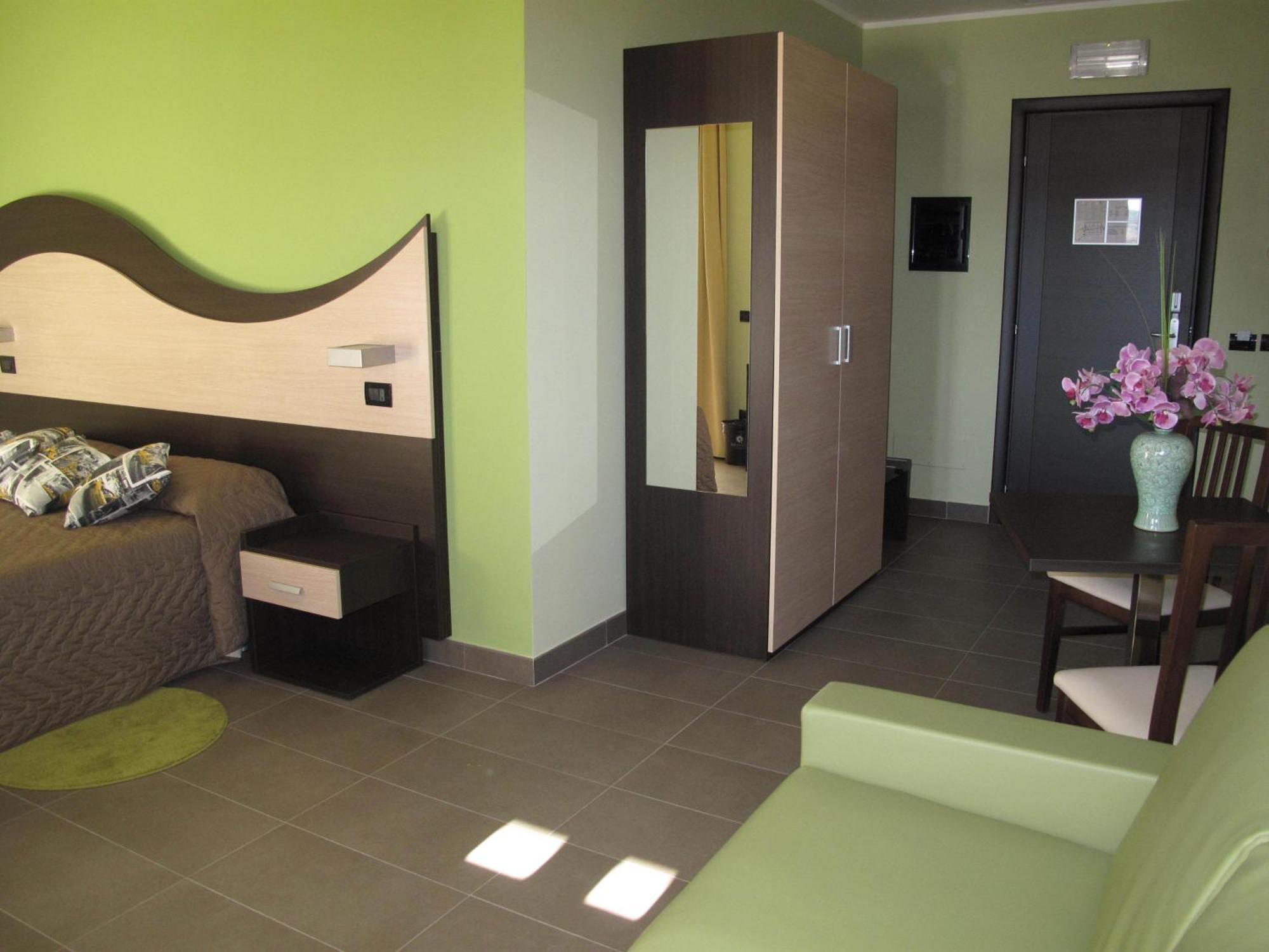 Life Sport Hotel Mentana Extérieur photo