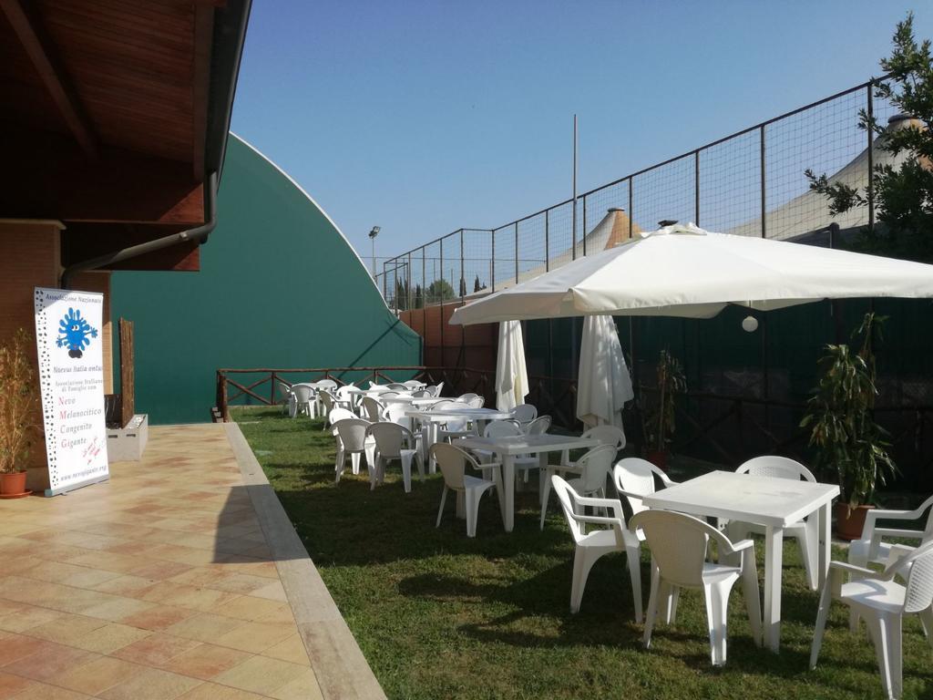 Life Sport Hotel Mentana Extérieur photo